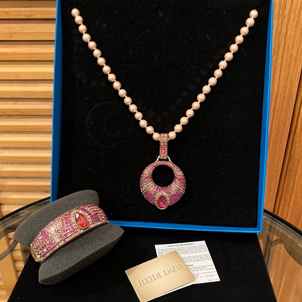 Heidi Daus Pink Pearl & Crystal Necklace/Bracelet Set 💗💎 - Picture 6 of 15